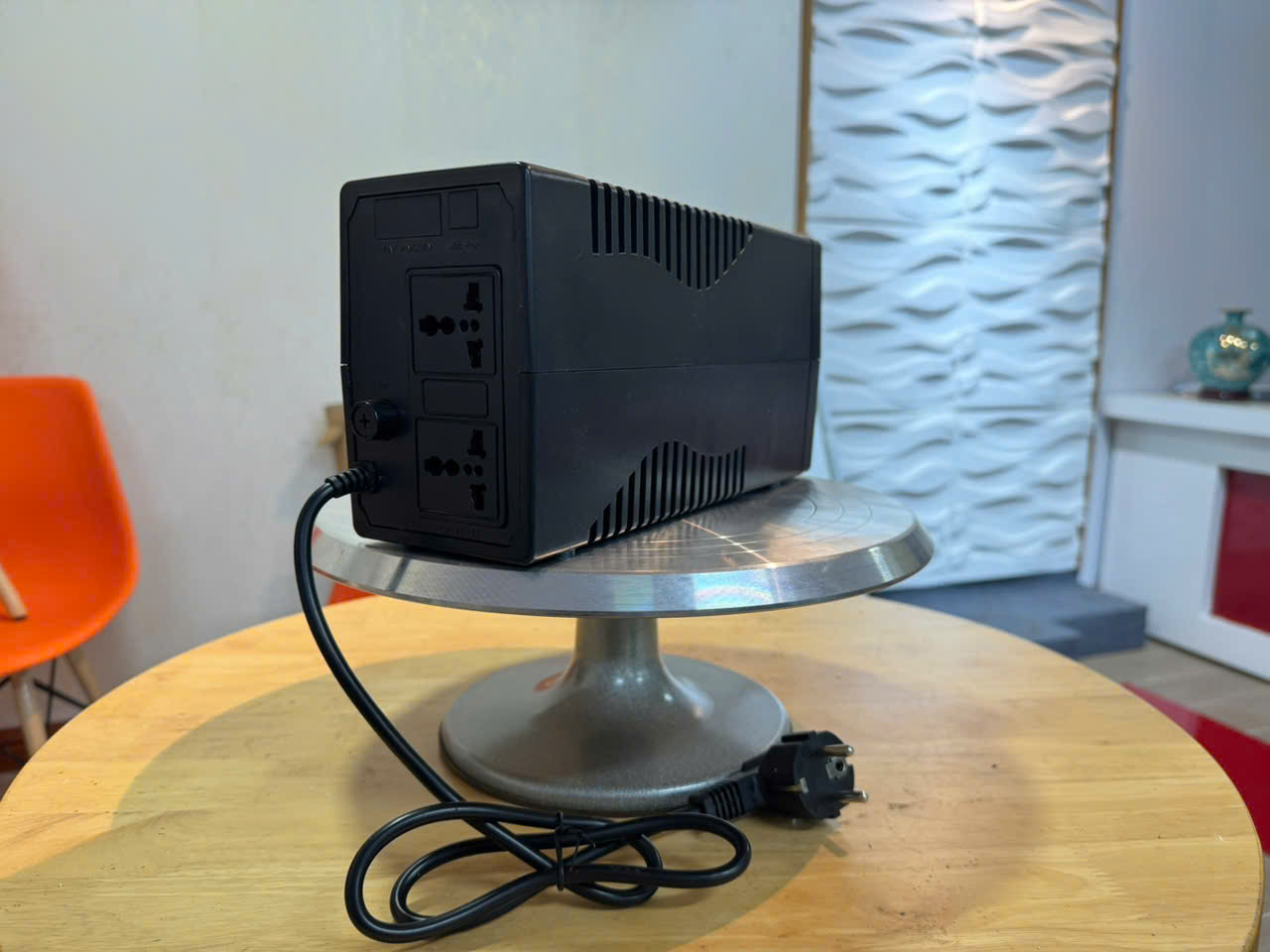 BỘ LƯU ĐIỆN MHPRO Công suất 600 VA - Model DS 600