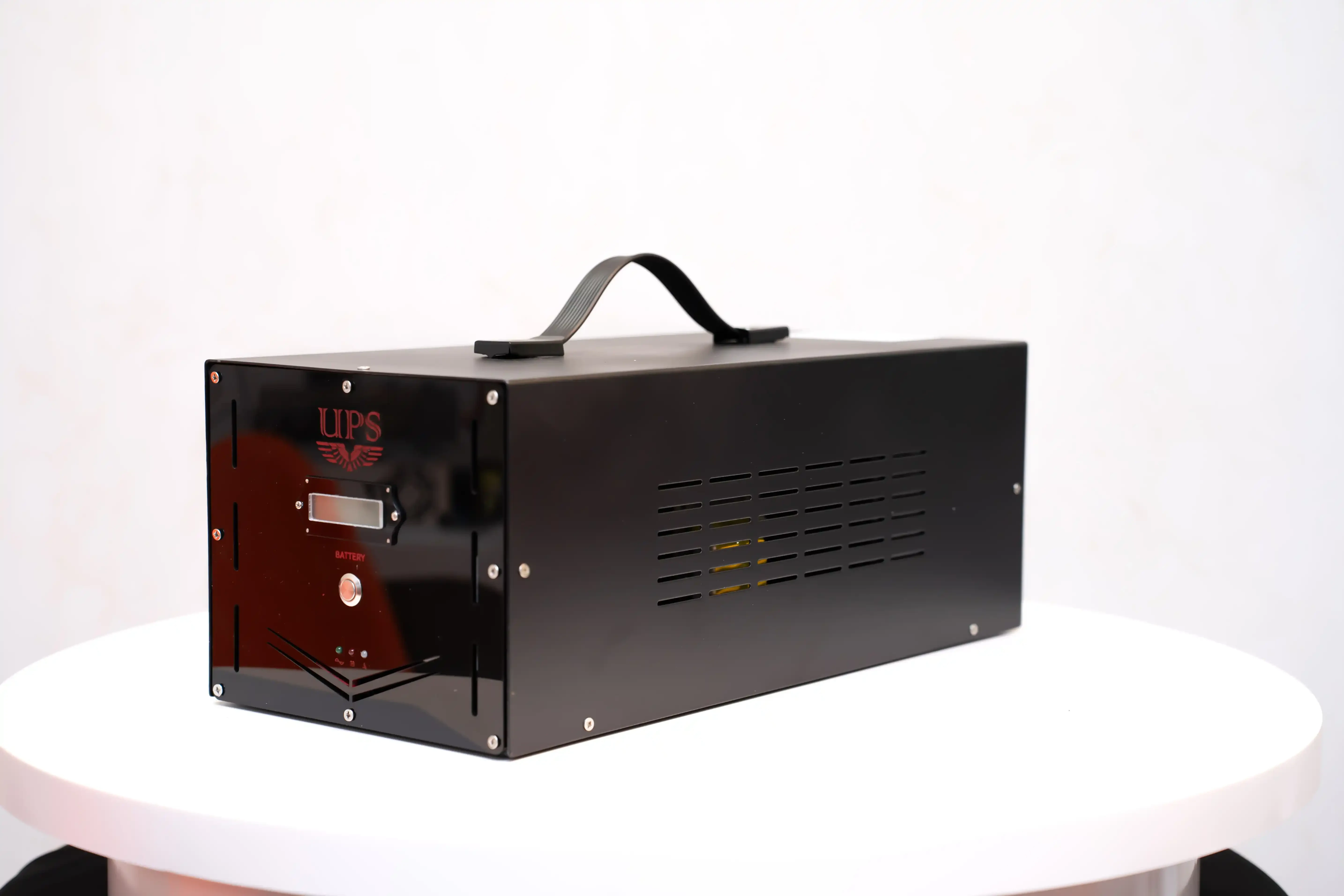 BỘ LƯU ĐIỆN MHPRO 220V 132CH 1000VA 500w (UPS)