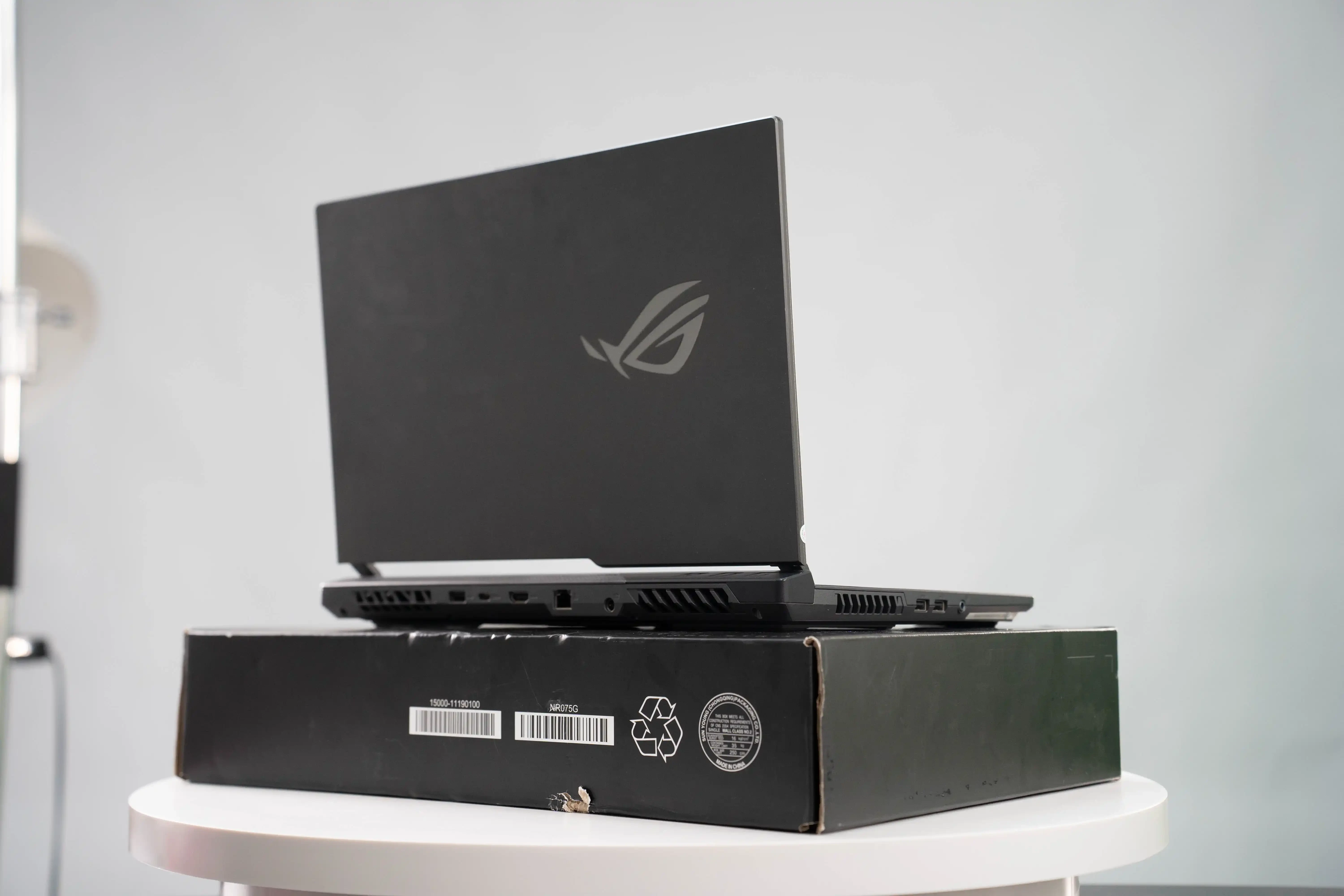 Laptop Asus Rogstrix G513 - Ryzen 7 4800H - RAM 16 - NVME 1TB - NVIDIA RTX 3060 6GB