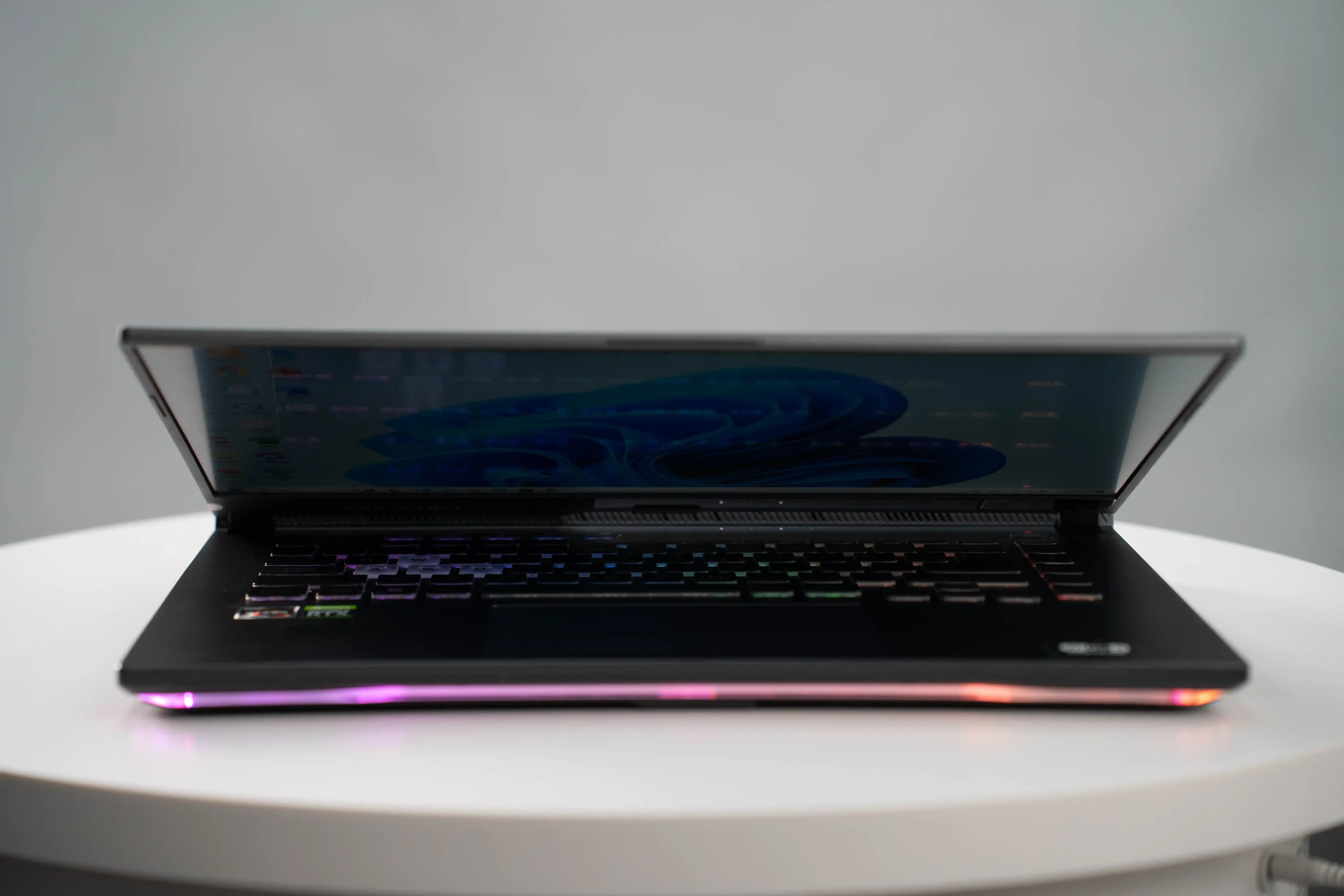 Laptop Asus Rogstrix G513 - Ryzen 7 4800H - RAM 16 - NVME 1TB - NVIDIA RTX 3060 6GB